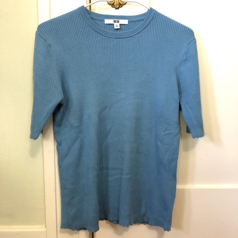 Uniqlo Crew Neck Top